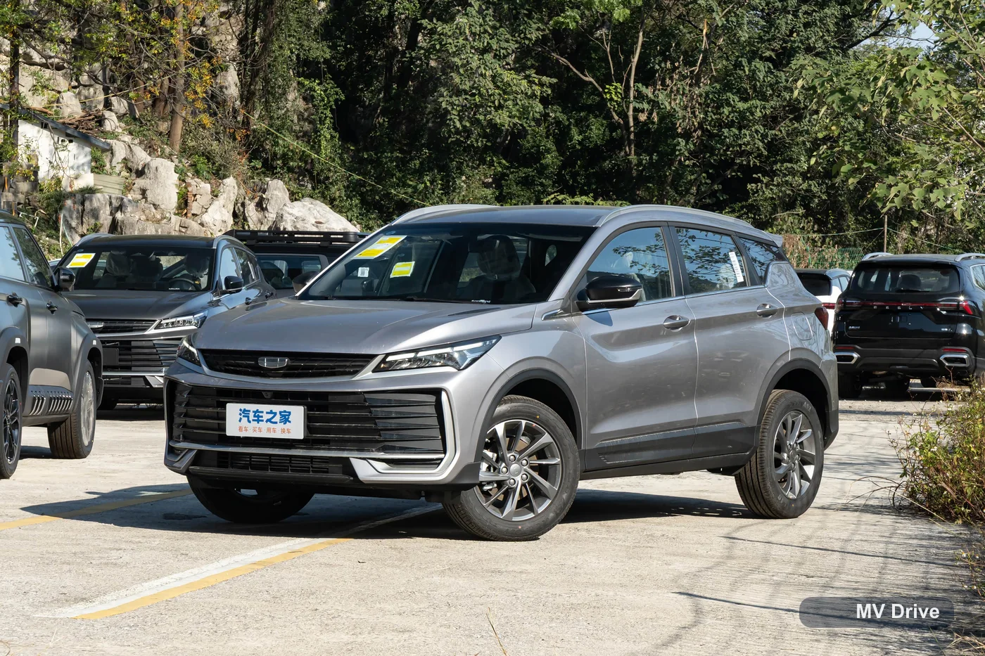 Geely Coolray მთავარი ფოტო