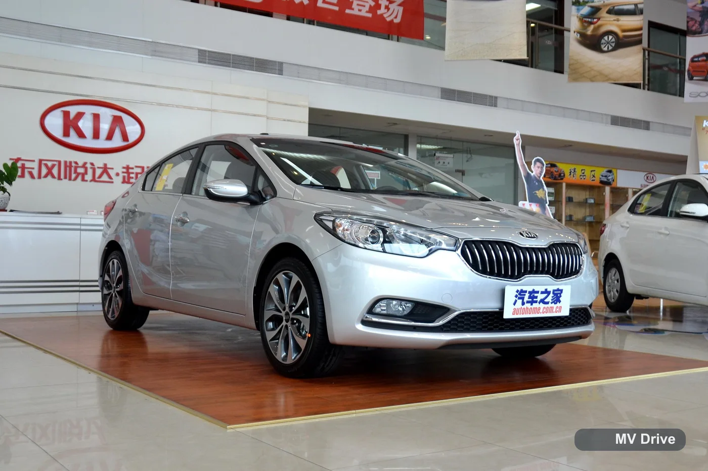 Kia K3 მთავარი ფოტო